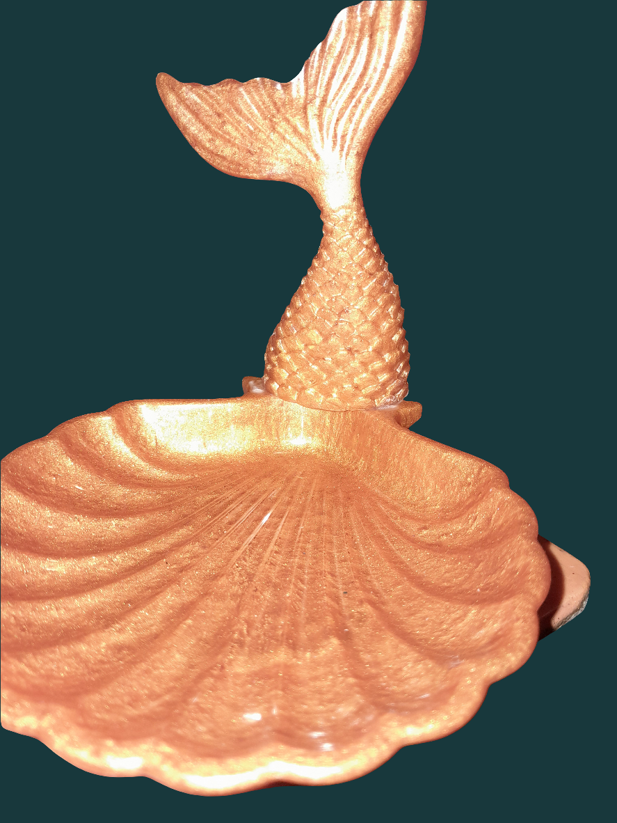 Shell trinket dish