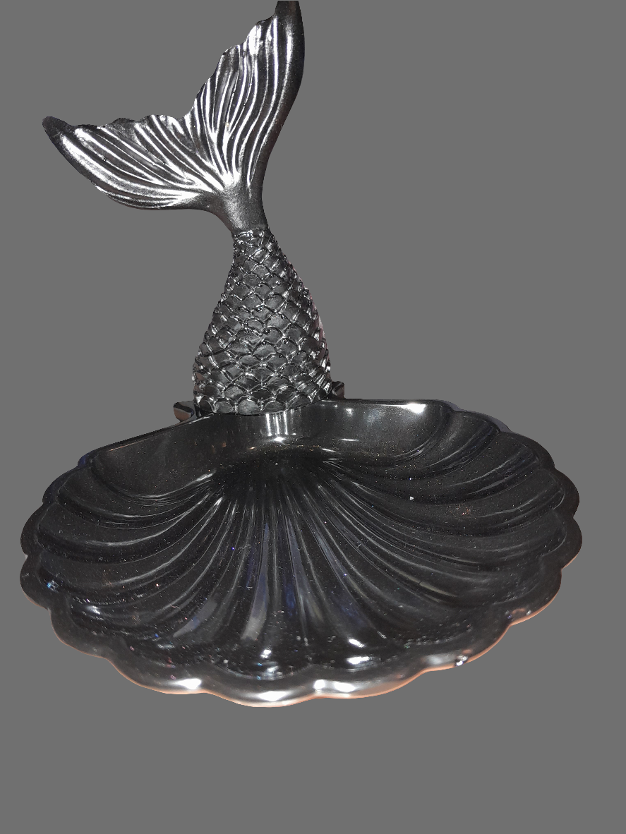 Shell trinket dish